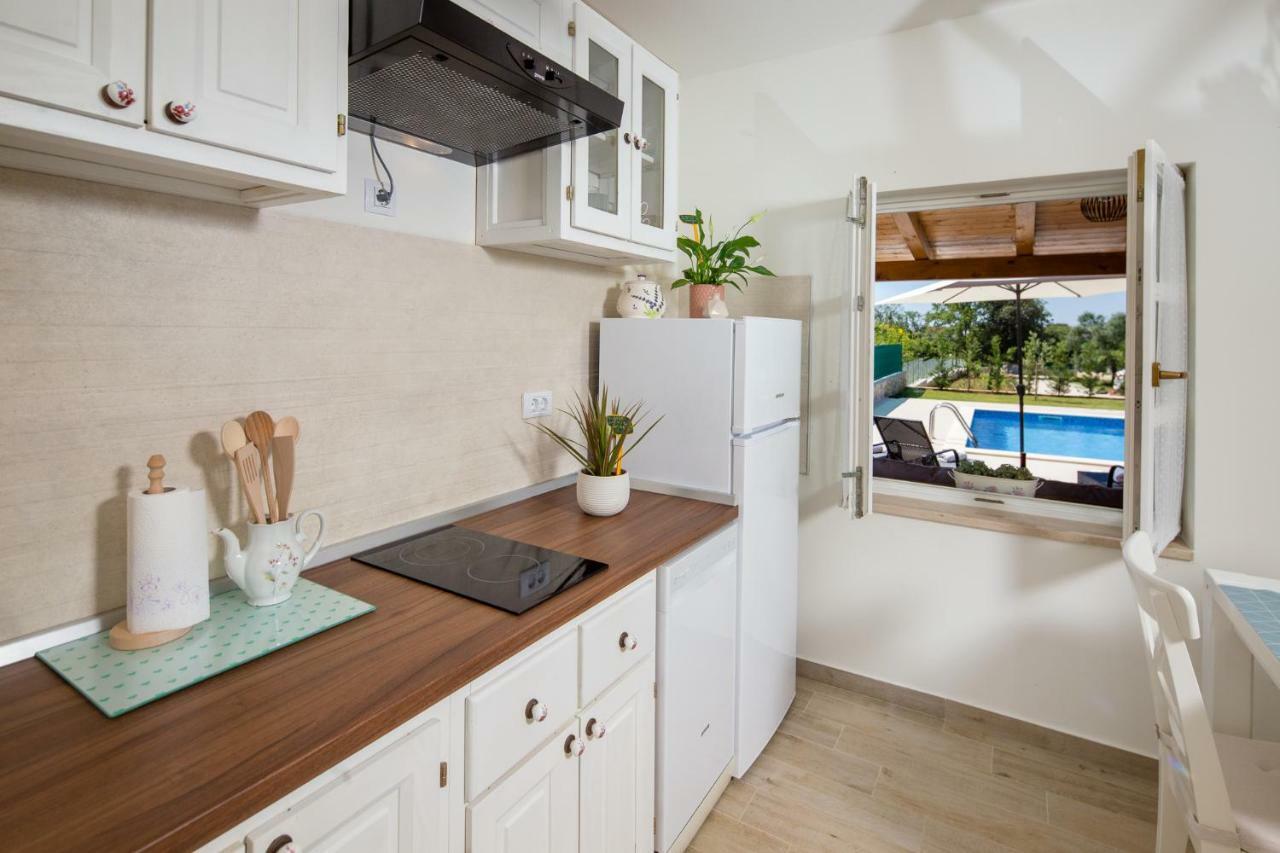 Ferienwohnung House Jozefina With Pool Rovinj Exterior foto